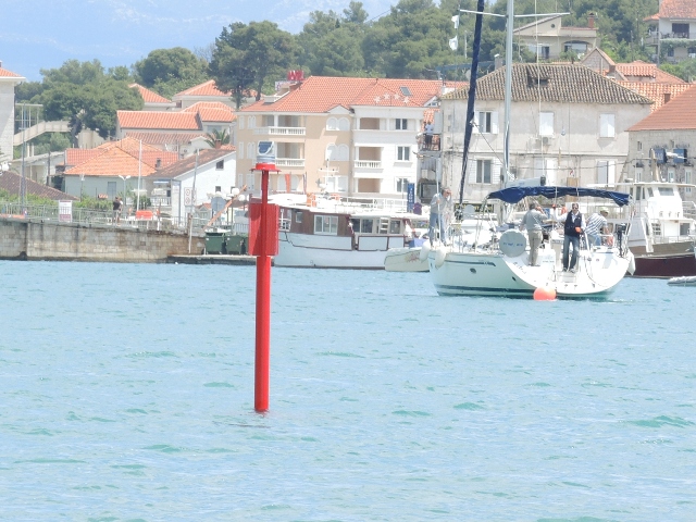 Postavljanje zglobno-elastične svjetleće oznake Trogir W